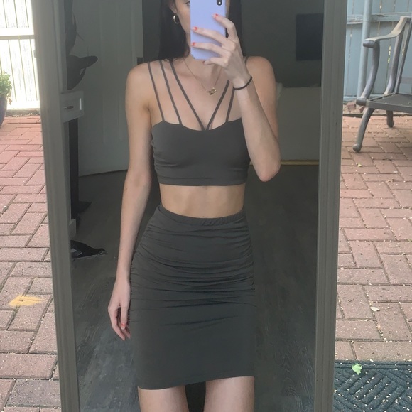 boutique green body con set - Picture 2 of 4